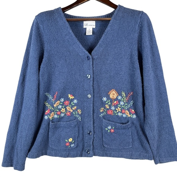 The Tog Shop Sweaters - VTG Womens L Knit Cardigan Sweater Blue Floral Embroidered Cottagecore Pockets
